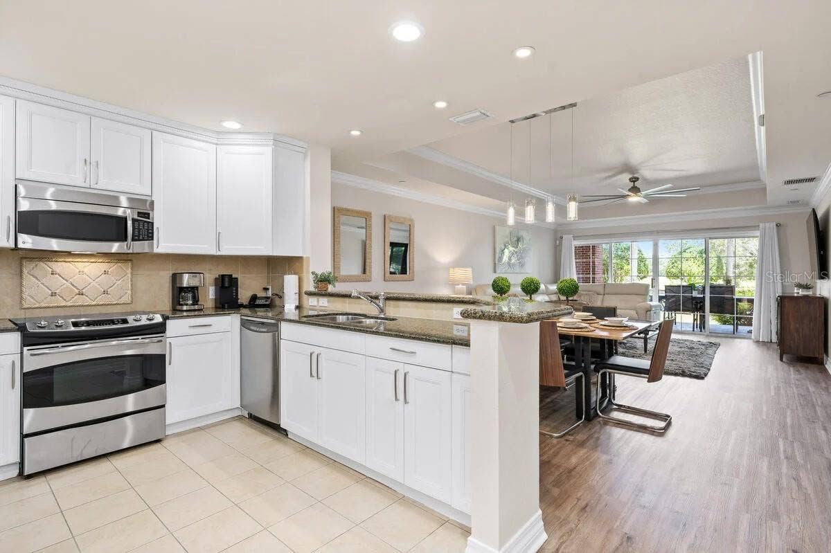 1106 SUNSET VIEW CIRCLE, #102, Reunion, FL 34747