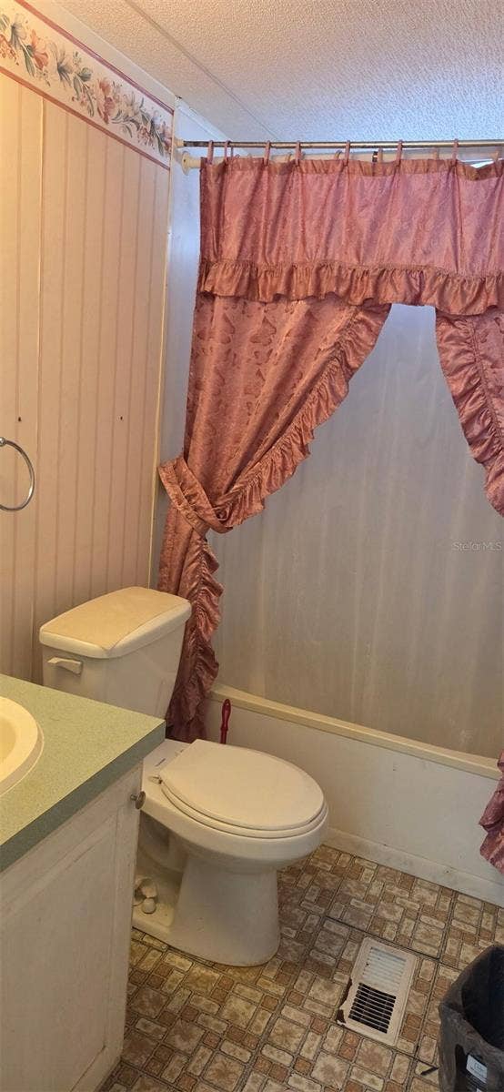 825 MICHIGAN STREET, Wildwood, FL 34785