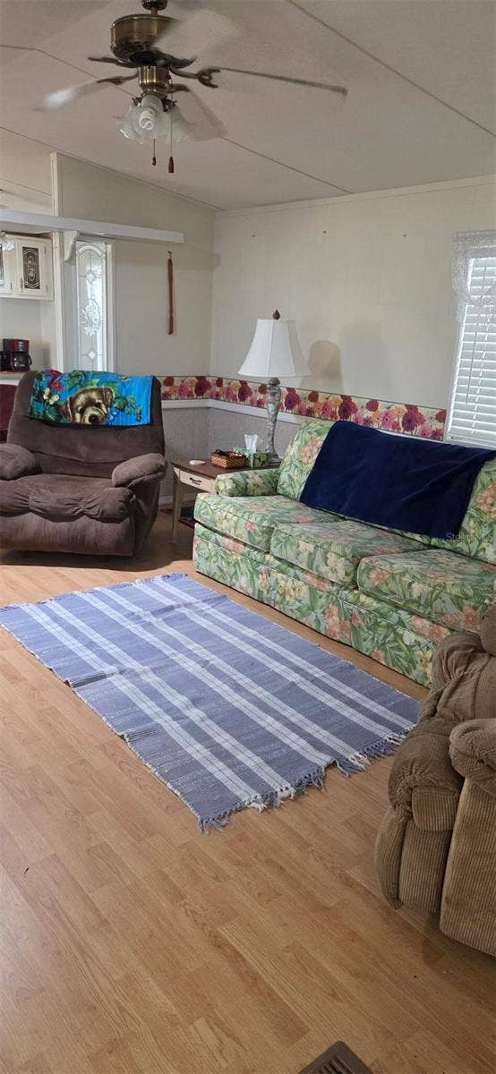 825 MICHIGAN STREET, Wildwood, FL 34785