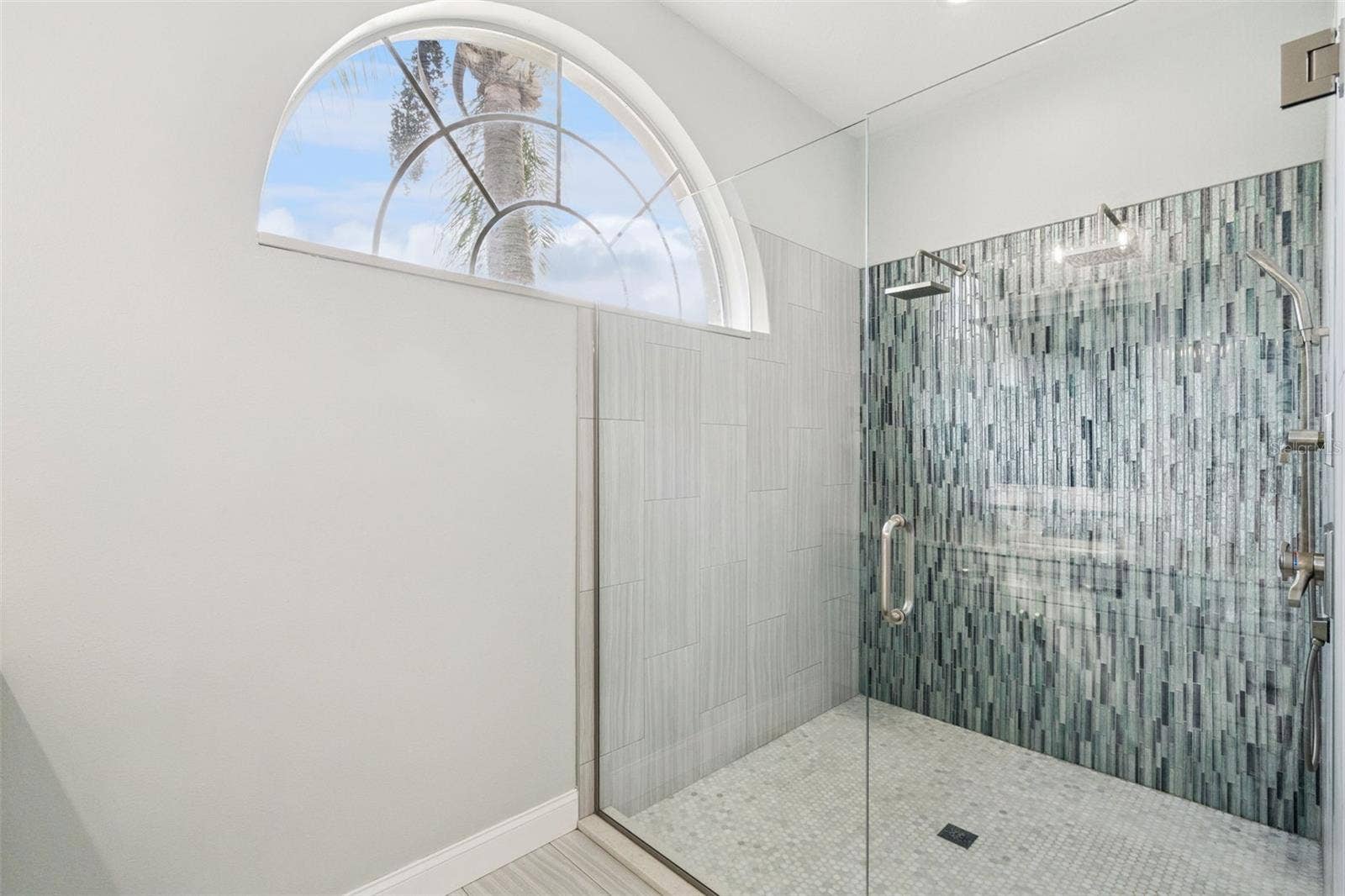 2201 WESTBOURNE DRIVE, Oviedo, FL 32765 2201 WESTBOURNE DRIVE, Oviedo, FL 32765