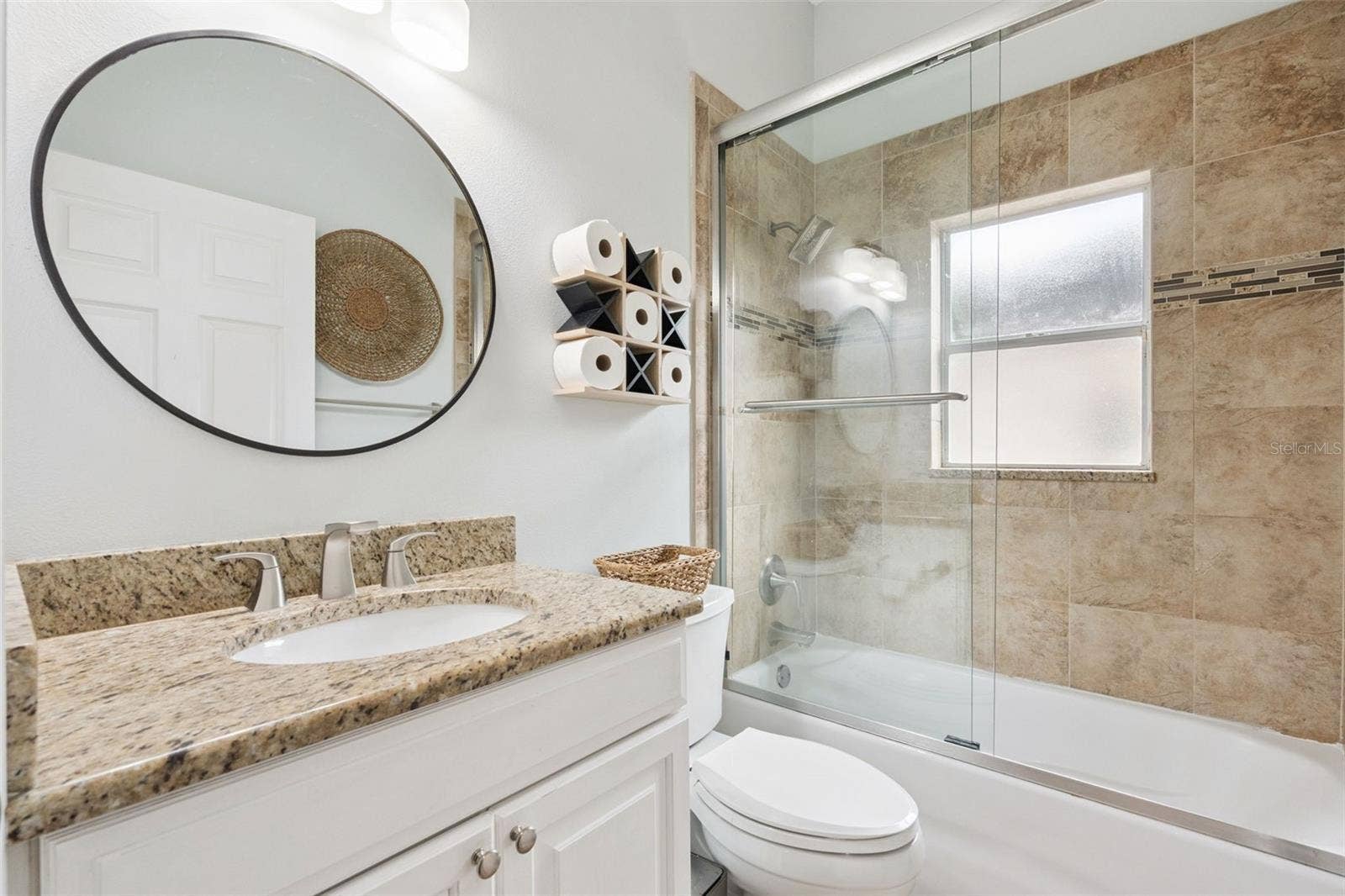 2201 WESTBOURNE DRIVE, Oviedo, FL 32765 2201 WESTBOURNE DRIVE, Oviedo, FL 32765