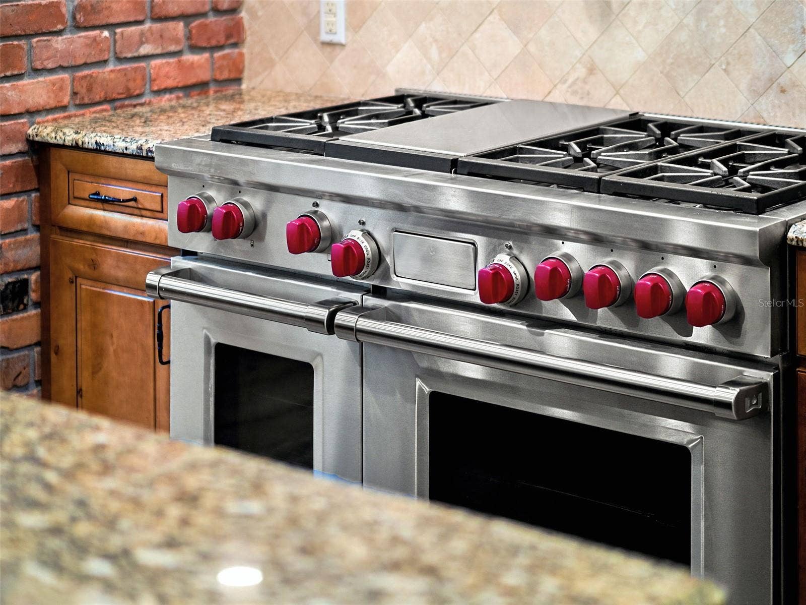1600 LEGION DRIVE, Winter Park, FL 32789 Kitchen Details