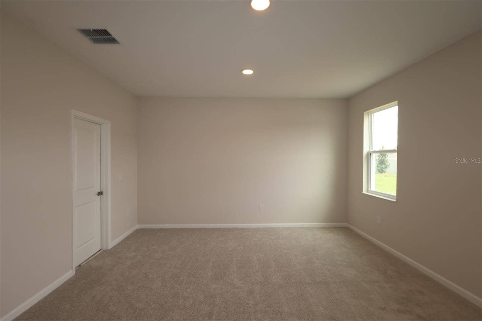 6873 YELLOW WARBLER BEND, St Cloud, FL 34773