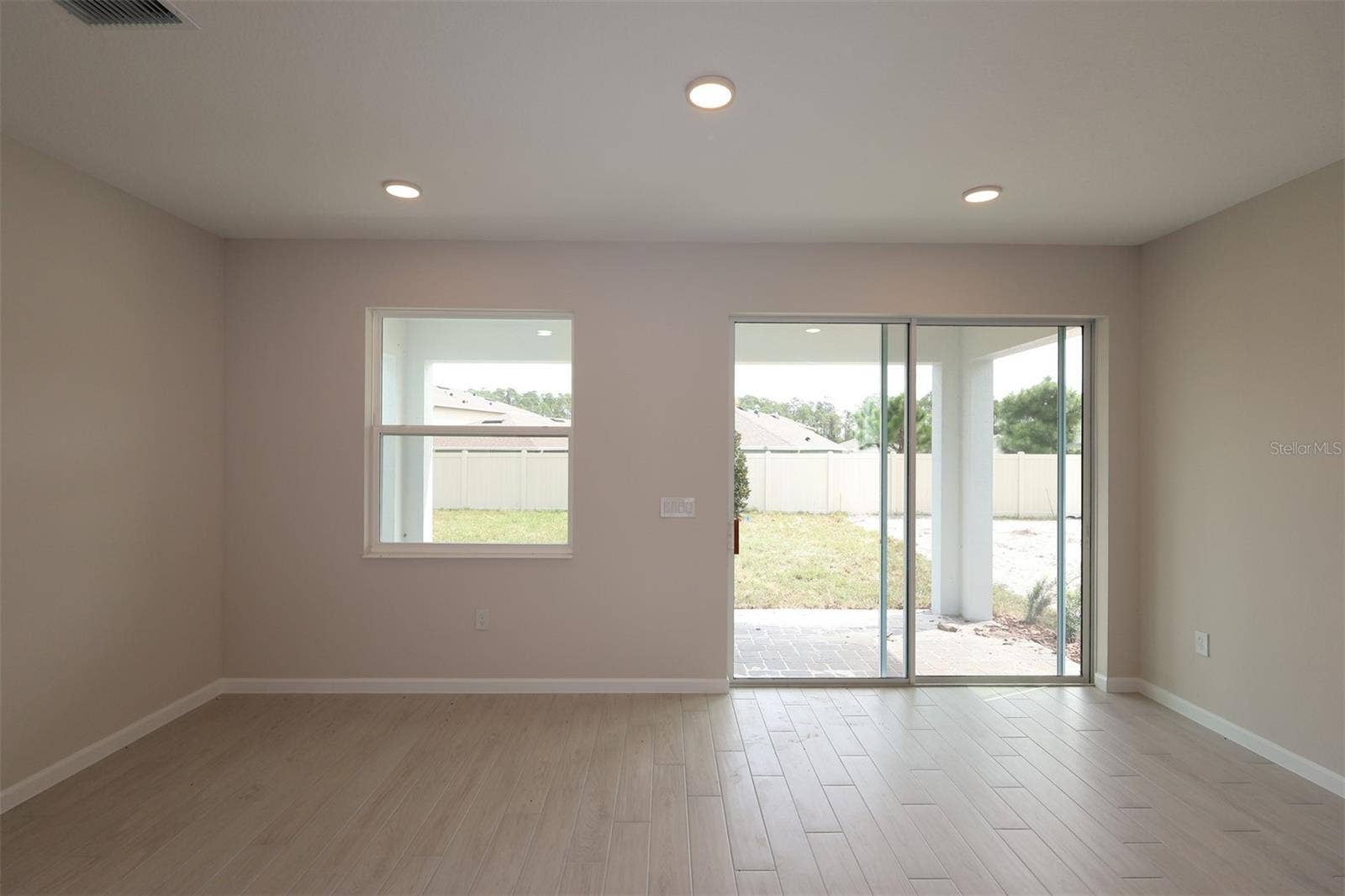 6873 YELLOW WARBLER BEND, St Cloud, FL 34773