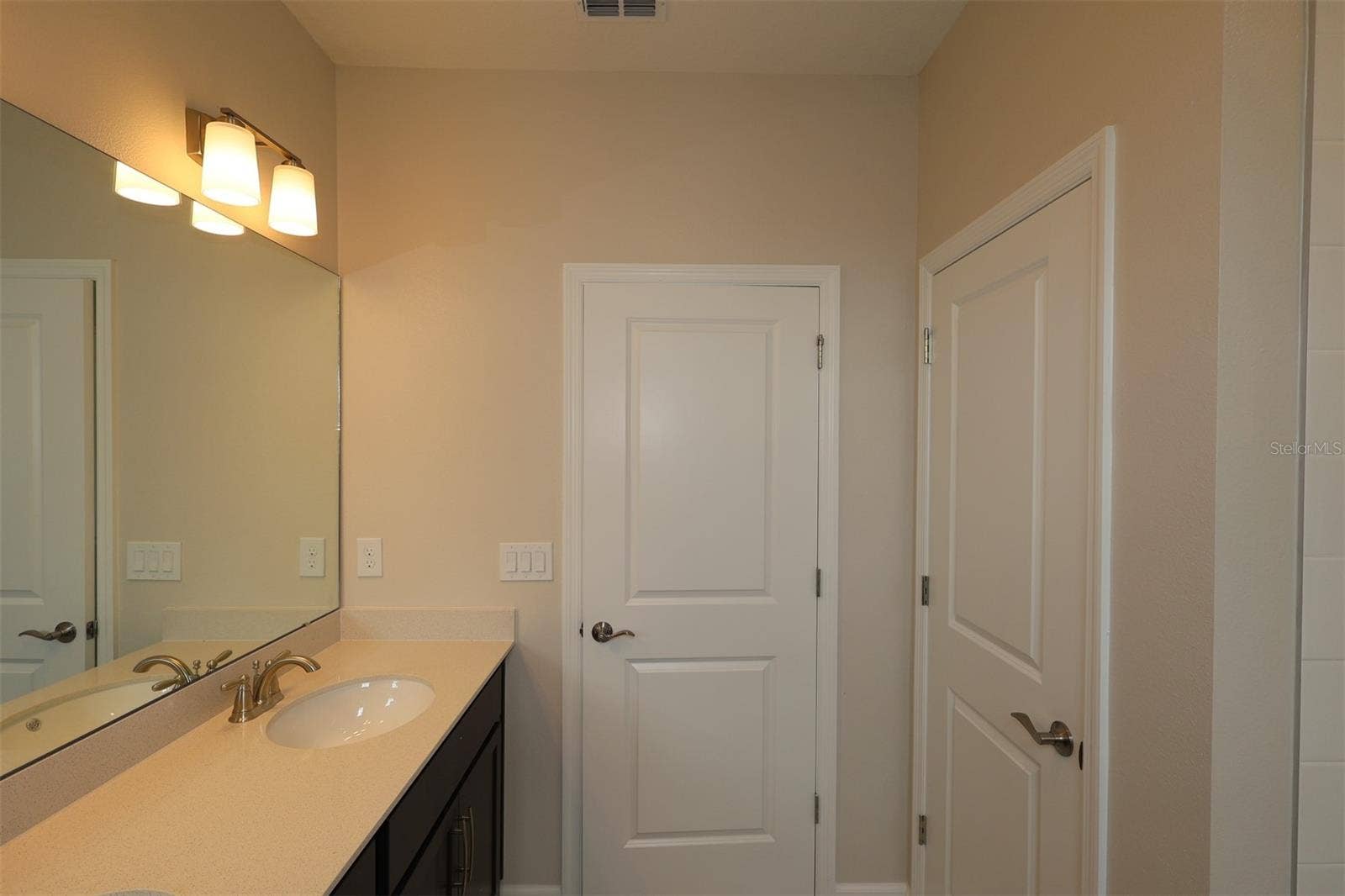 6873 YELLOW WARBLER BEND, St Cloud, FL 34773