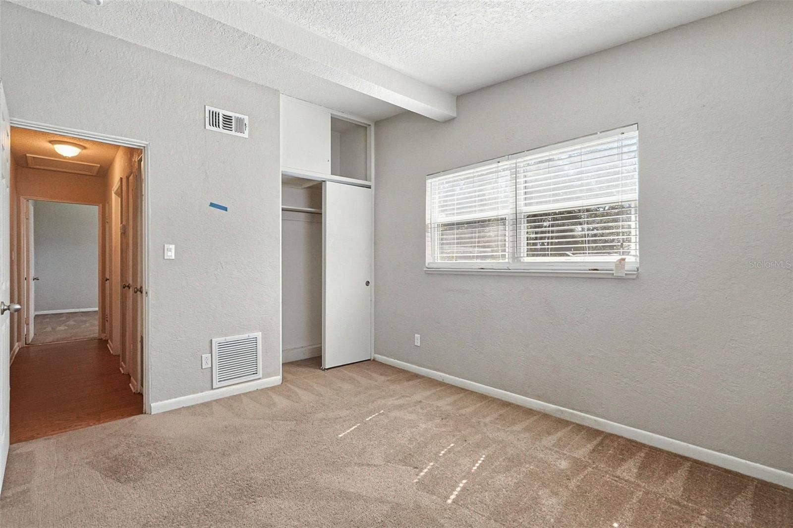 804 68TH AVENUE W, Bradenton, FL 34207 804 68TH AVENUE W, Bradenton, FL 34207