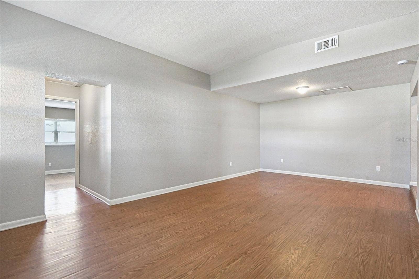 804 68TH AVENUE W, Bradenton, FL 34207 804 68TH AVENUE W, Bradenton, FL 34207