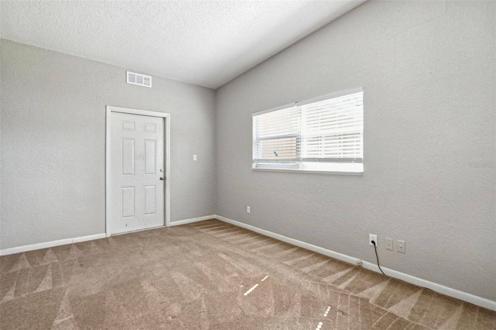 804 68TH AVENUE W, Bradenton, FL 34207 804 68TH AVENUE W, Bradenton, FL 34207