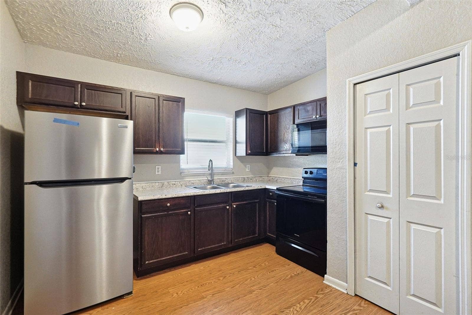 804 68TH AVENUE W, Bradenton, FL 34207 804 68TH AVENUE W, Bradenton, FL 34207