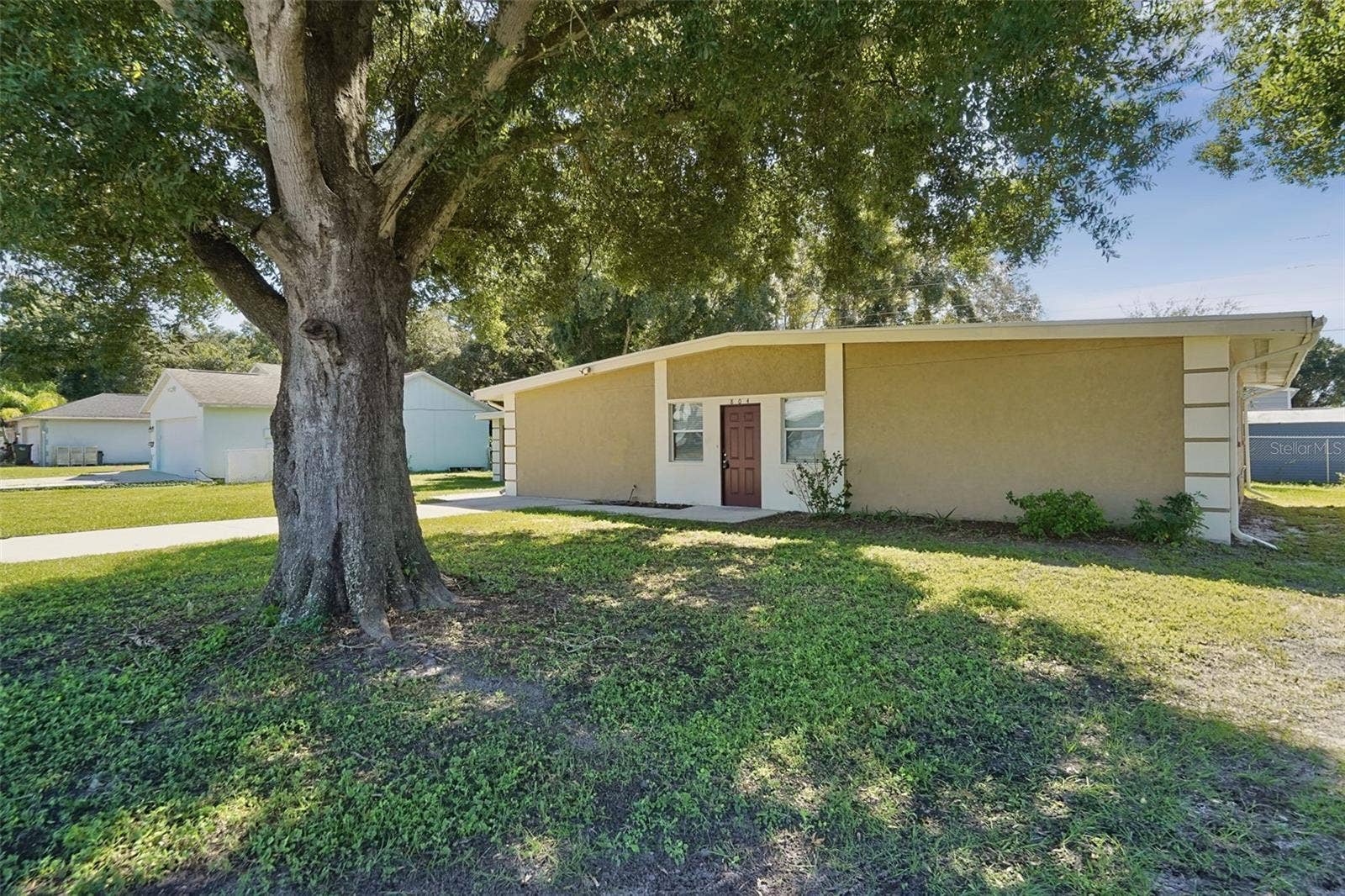 804 68TH AVENUE W, Bradenton, FL 34207 804 68TH AVENUE W, Bradenton, FL 34207