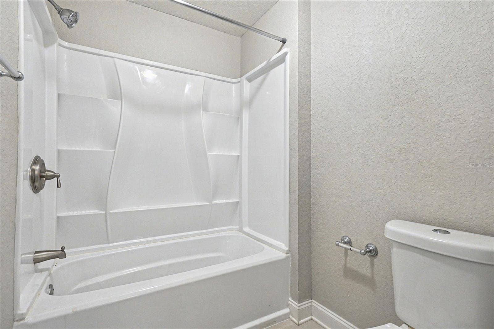 804 68TH AVENUE W, Bradenton, FL 34207 804 68TH AVENUE W, Bradenton, FL 34207