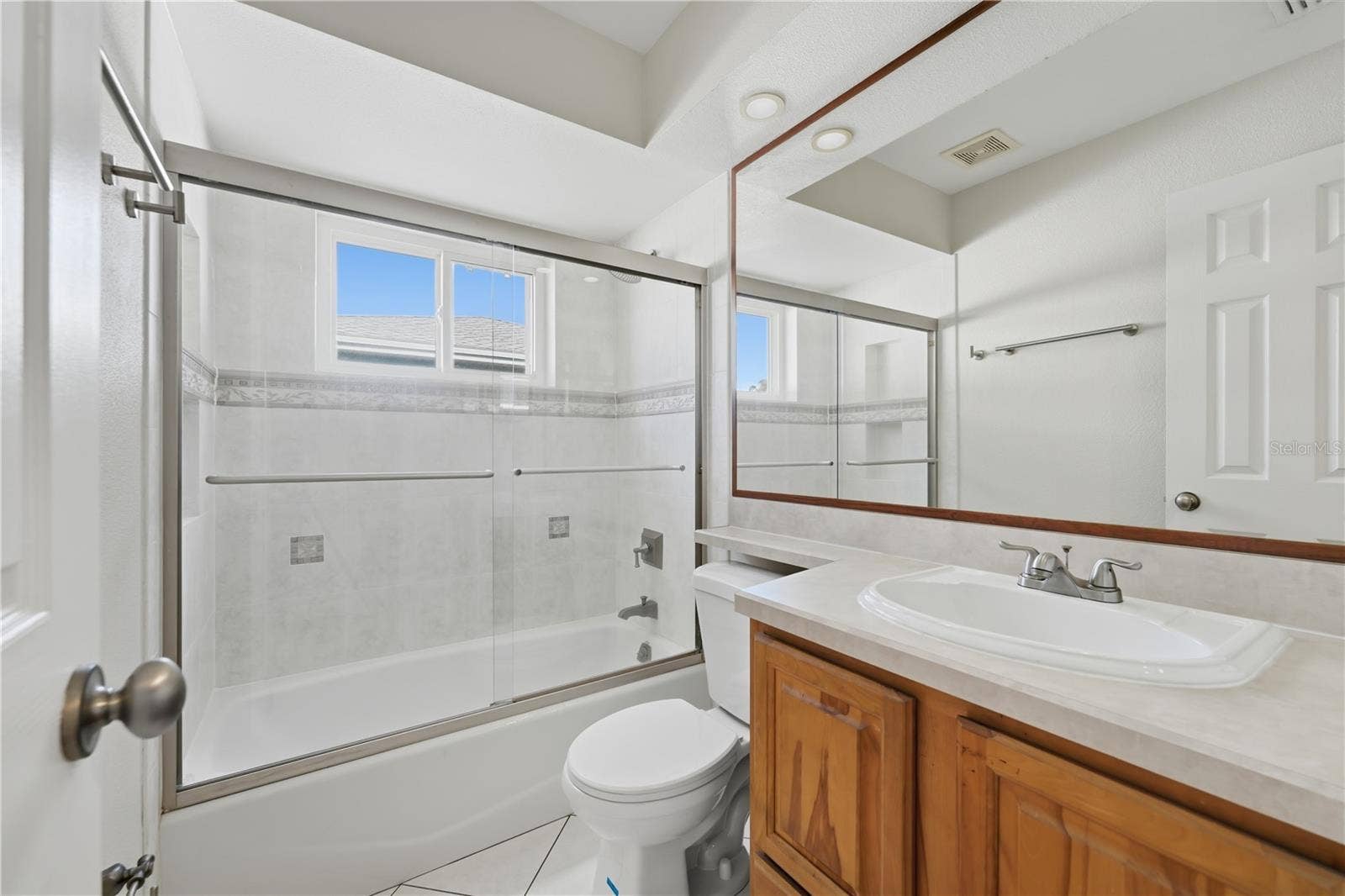 524 SPRING OAKS BOULEVARD, Altamonte Springs, FL 32714 524 SPRING OAKS BOULEVARD, Altamonte Springs, FL 32714