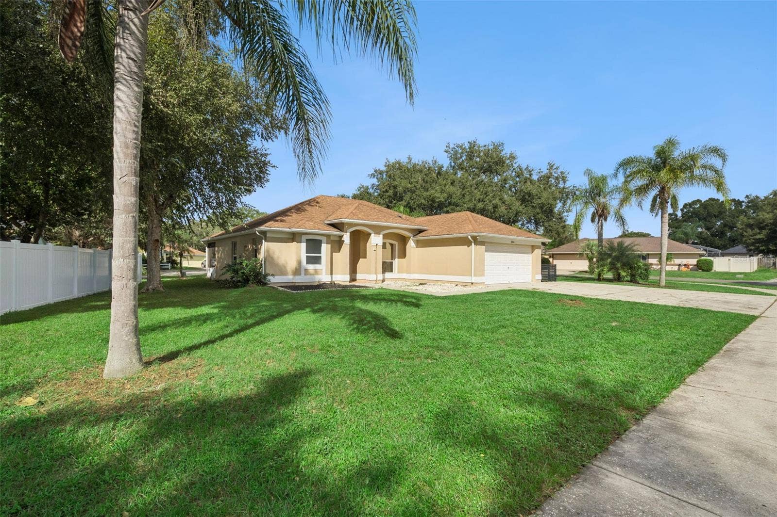 2610 AUTUMN LANE, Eustis, FL 32726