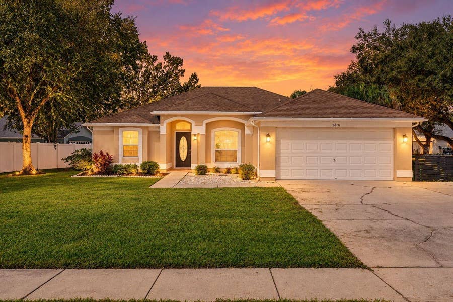 Property photo for 2610 AUTUMN LANE, Eustis, FL