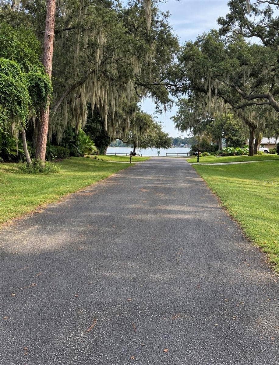 804 LAKE DRIVE, Deland, FL 32724 804 LAKE DRIVE, Deland, FL 32724
