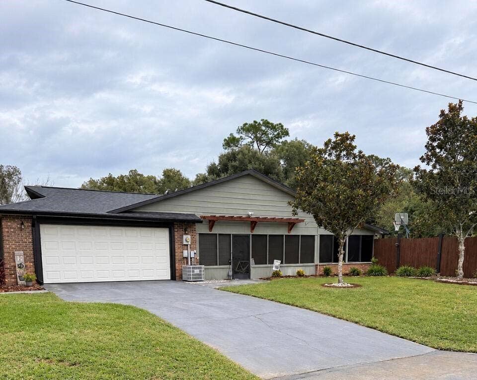 804 LAKE DRIVE, Deland, FL 32724 804 LAKE DRIVE, Deland, FL 32724