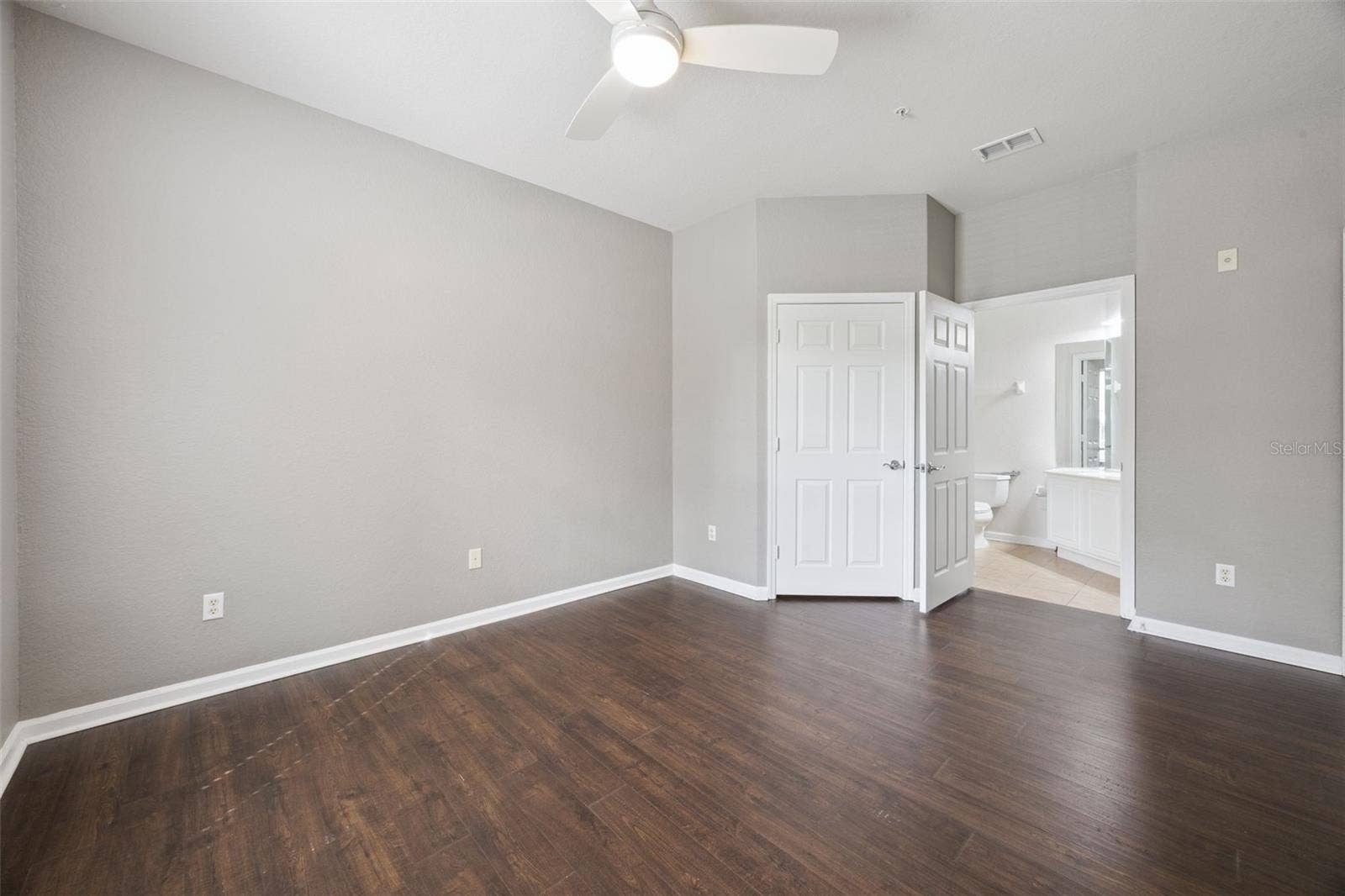 3314 ROBERT TRENT JONES DRIVE, #10701, Orlando, FL 32835 3314 ROBERT TRENT JONES DRIVE, #10701, Orlando, FL 32835