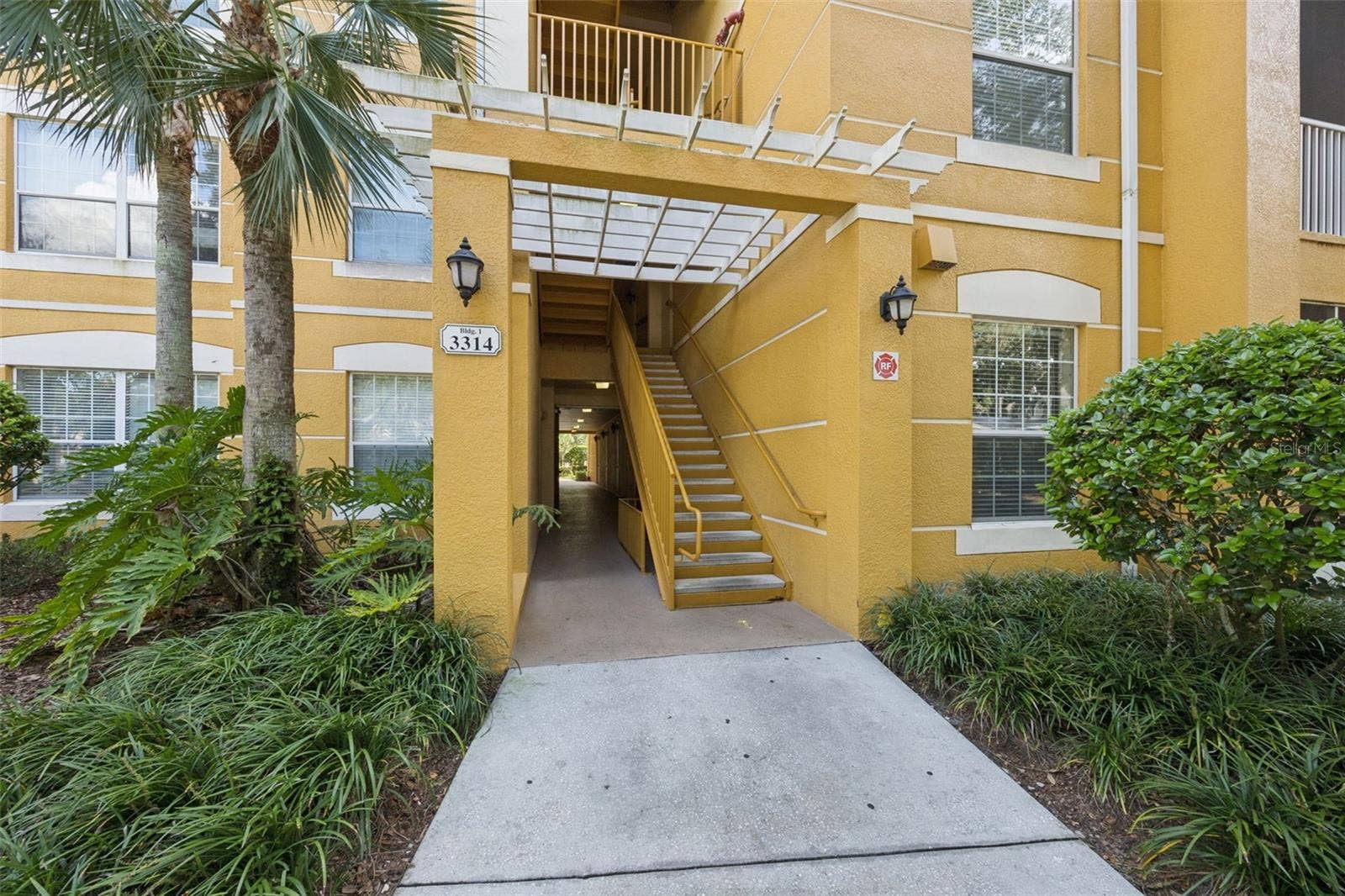 3314 ROBERT TRENT JONES DRIVE, #10701, Orlando, FL 32835 3314 ROBERT TRENT JONES DRIVE, #10701, Orlando, FL 32835