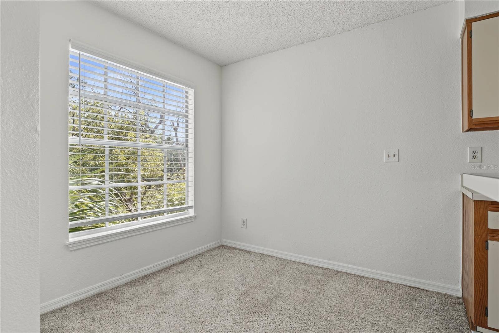 1079 S HIAWASSEE ROAD, #1136, Orlando, FL 32835 1079 S HIAWASSEE ROAD, #1136, Orlando, FL 32835