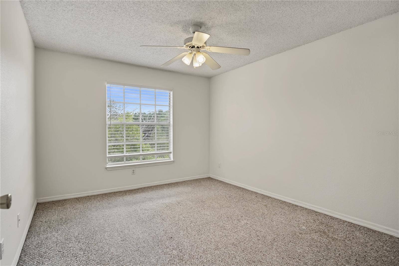 1079 S HIAWASSEE ROAD, #1136, Orlando, FL 32835 1079 S HIAWASSEE ROAD, #1136, Orlando, FL 32835