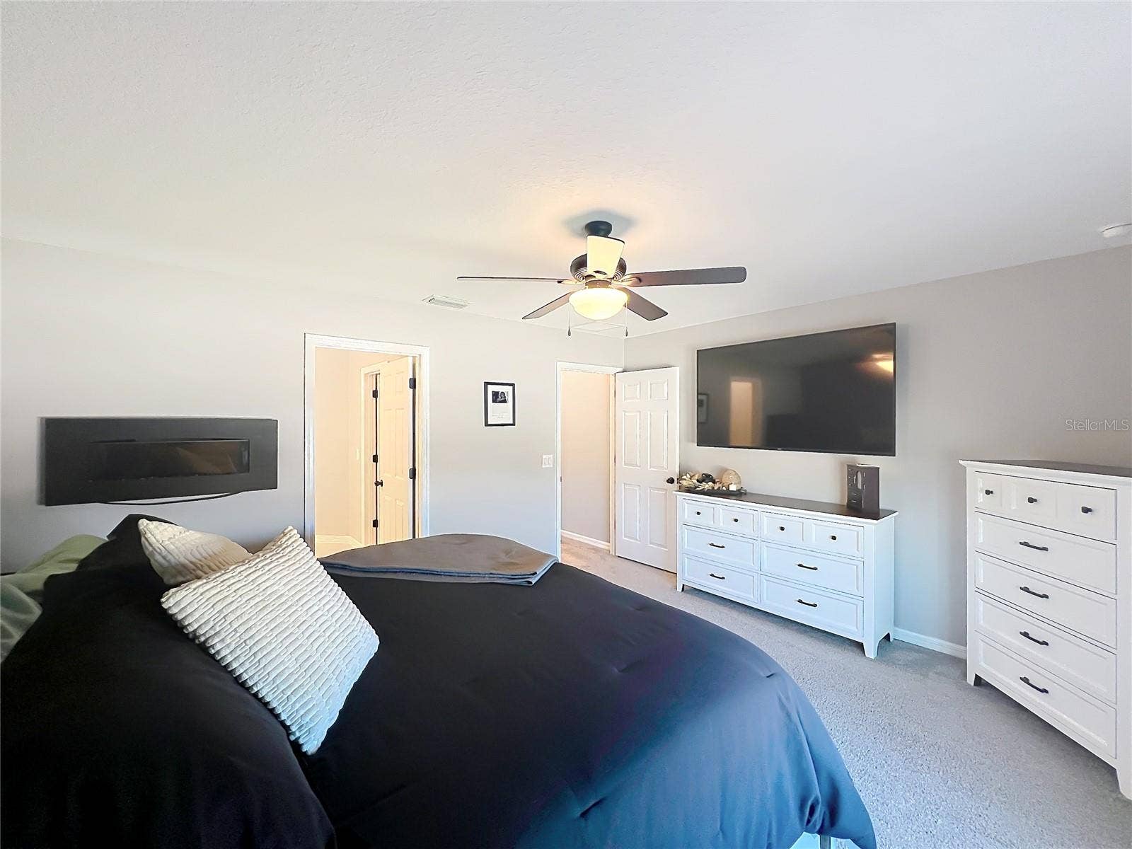 9389 LA SALLE STREET, Groveland, FL 34736 9389 LA SALLE STREET, Groveland, FL 34736