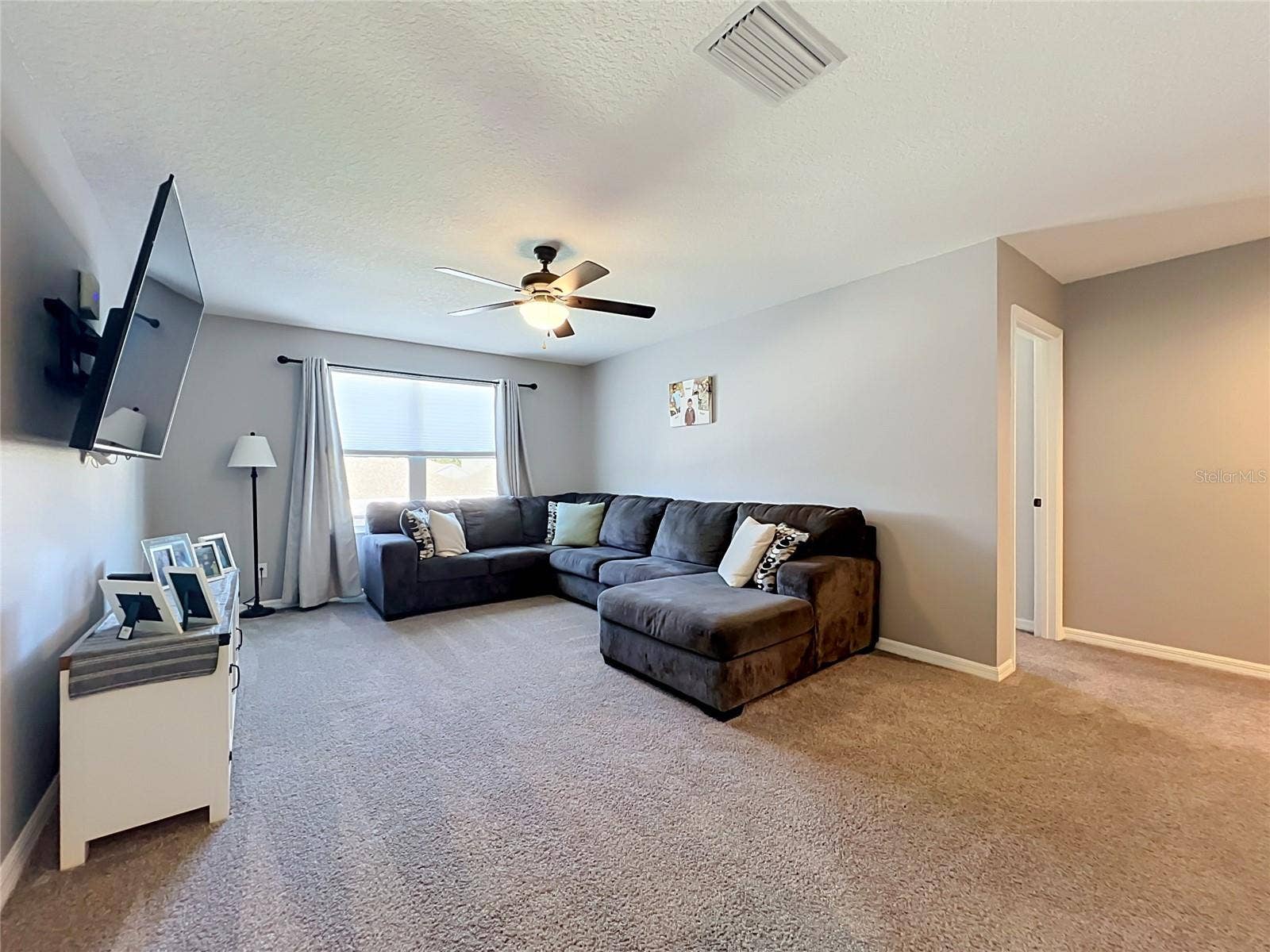 9389 LA SALLE STREET, Groveland, FL 34736 9389 LA SALLE STREET, Groveland, FL 34736