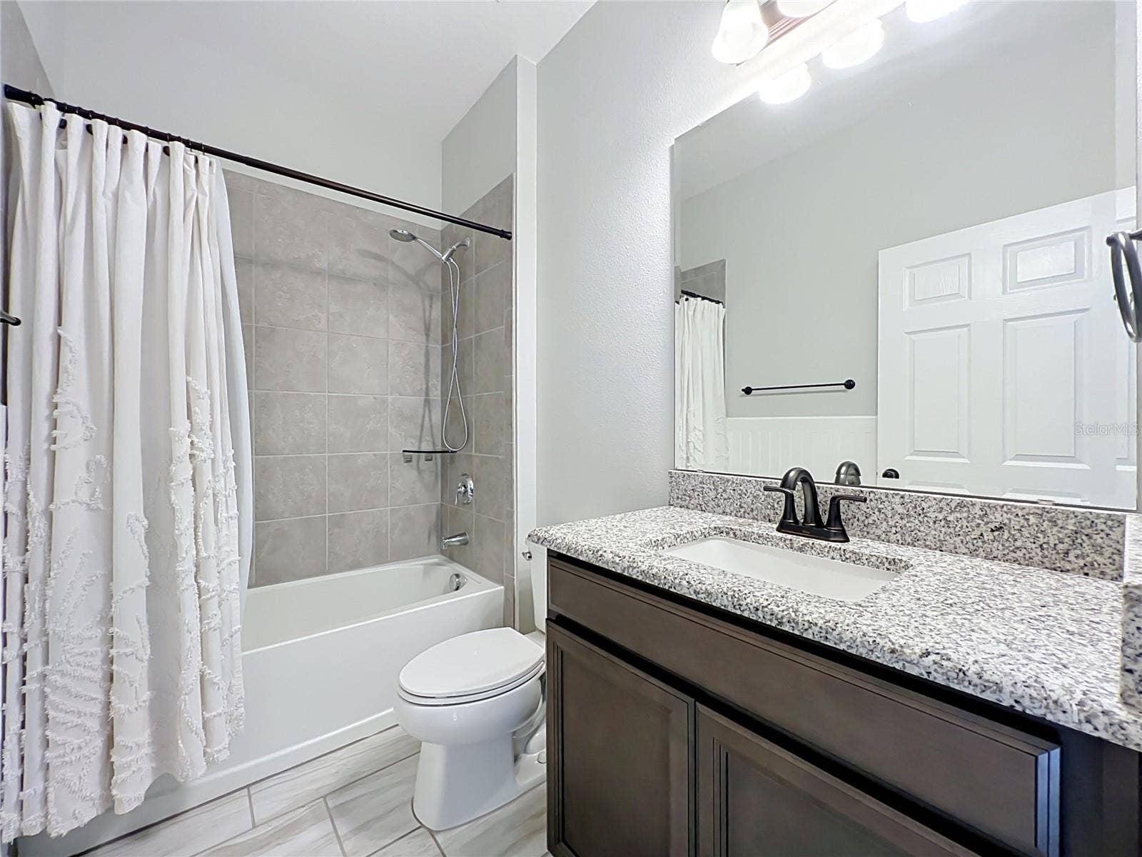 9389 LA SALLE STREET, Groveland, FL 34736 9389 LA SALLE STREET, Groveland, FL 34736