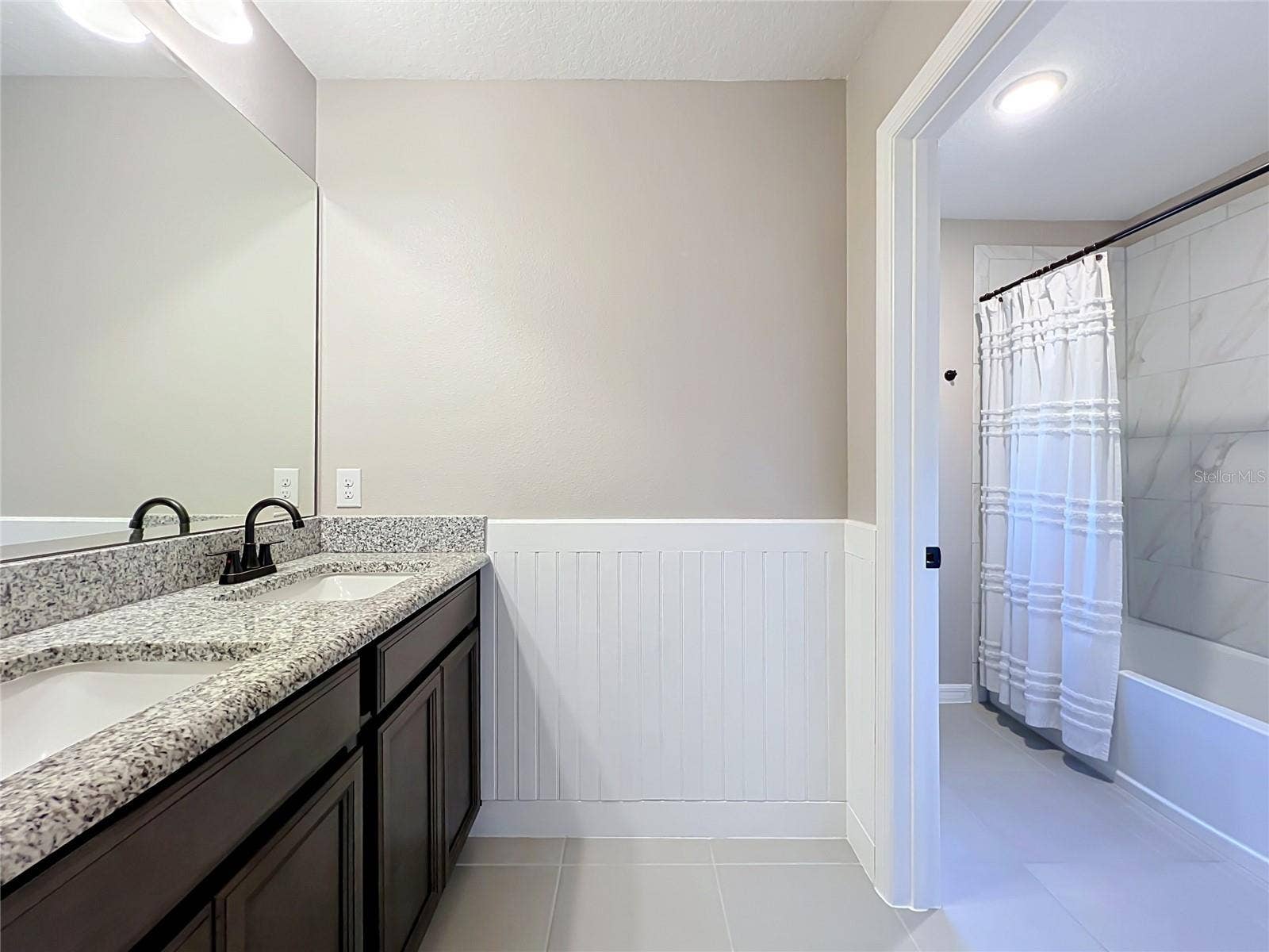 9389 LA SALLE STREET, Groveland, FL 34736 9389 LA SALLE STREET, Groveland, FL 34736
