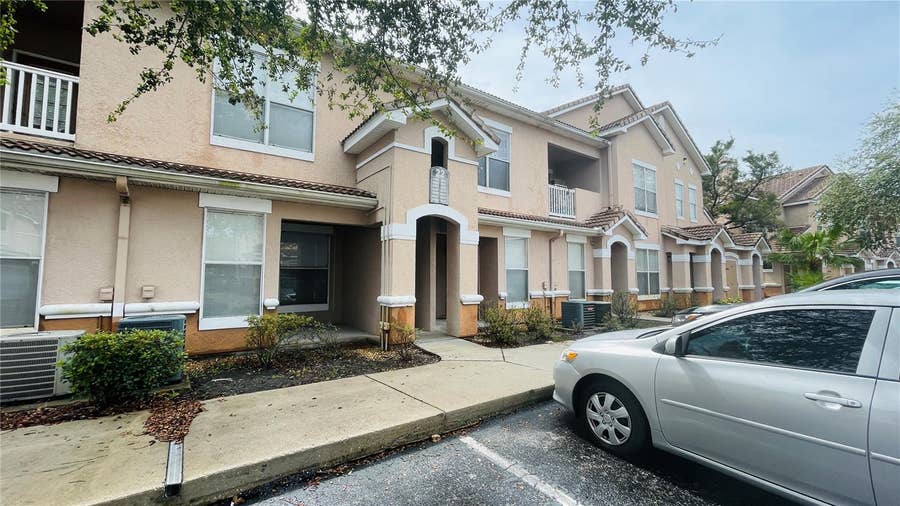 Property photo for 10519 VILLA VIEW CIRCLE, #10519, Tampa, FL