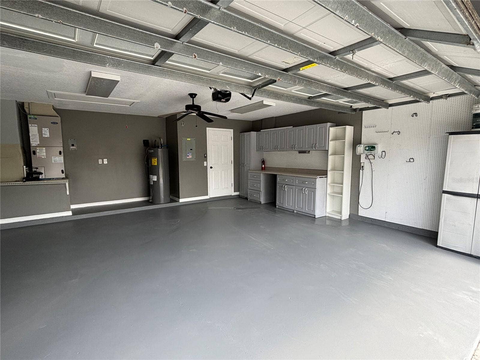 2830 STRAND CIRCLE, Oviedo, FL 32765 2830 STRAND CIRCLE, Oviedo, FL 32765