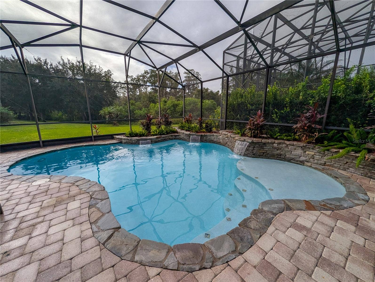 pool
