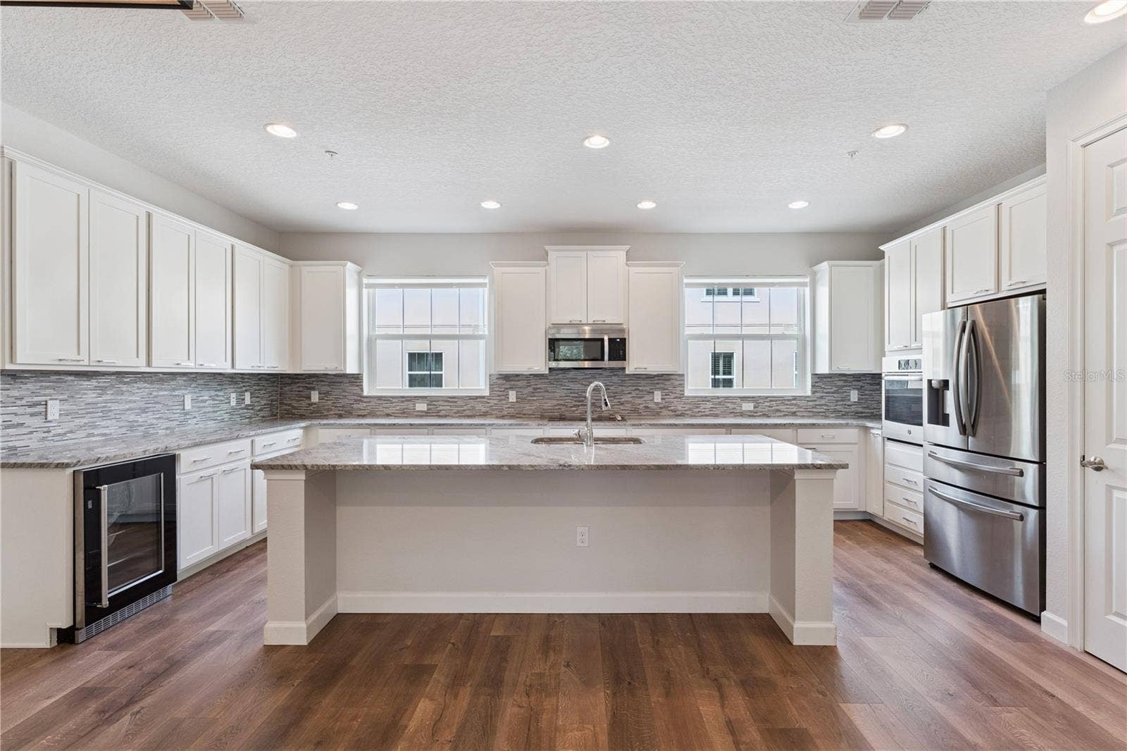 1504 LAKE GEORGE DRIVE, Lake Mary, FL 32746 1504 LAKE GEORGE DRIVE, Lake Mary, FL 32746