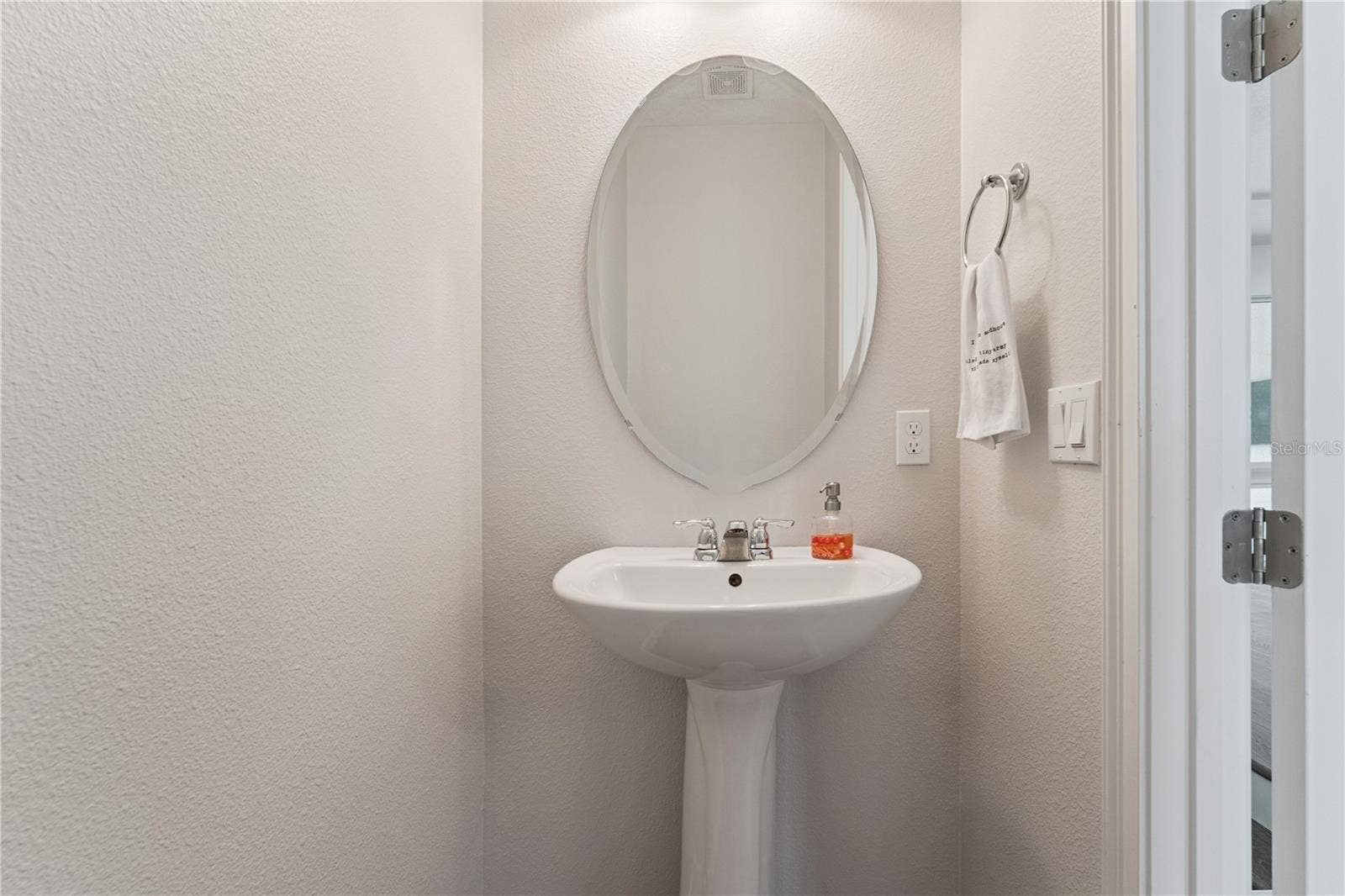 1504 LAKE GEORGE DRIVE, Lake Mary, FL 32746 1504 LAKE GEORGE DRIVE, Lake Mary, FL 32746