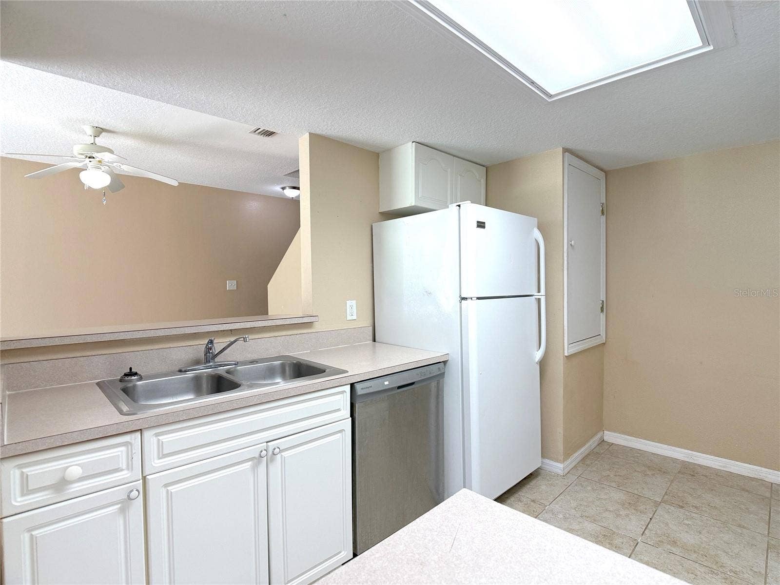 613 COCONUT PALM WAY, Davenport, FL 33897