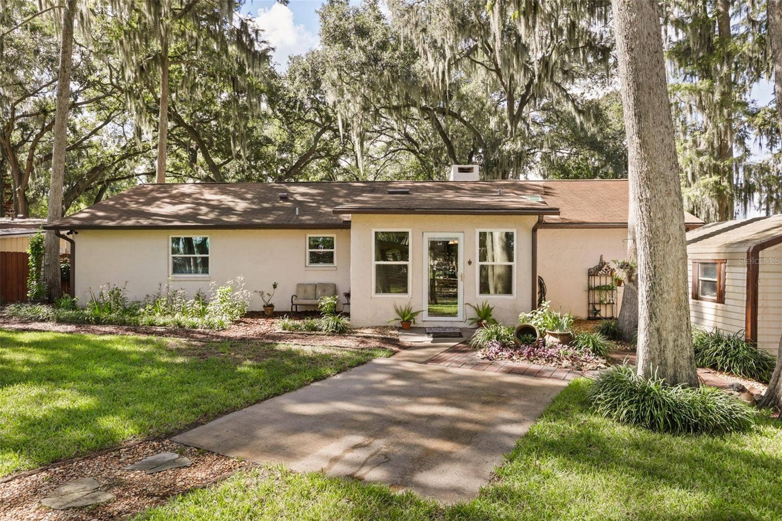 1080 FOREST DRIVE, Tavares, FL 32778 1080 FOREST DRIVE, Tavares, FL 32778