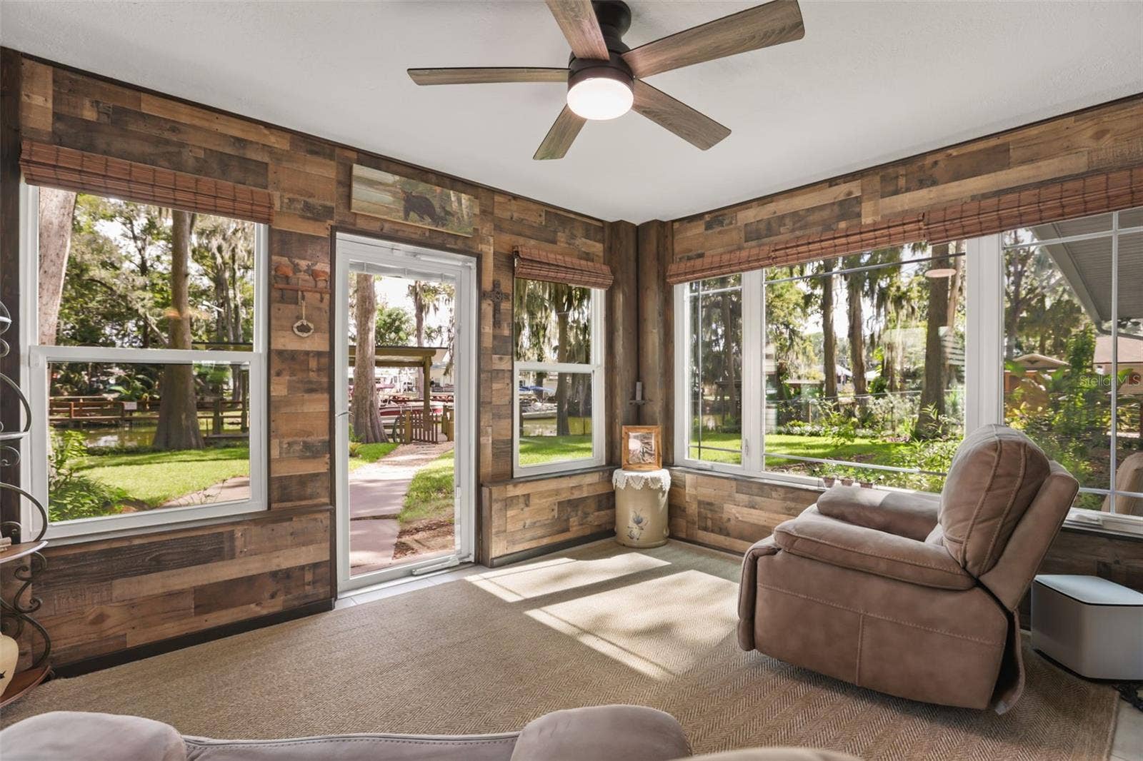 1080 FOREST DRIVE, Tavares, FL 32778 1080 FOREST DRIVE, Tavares, FL 32778