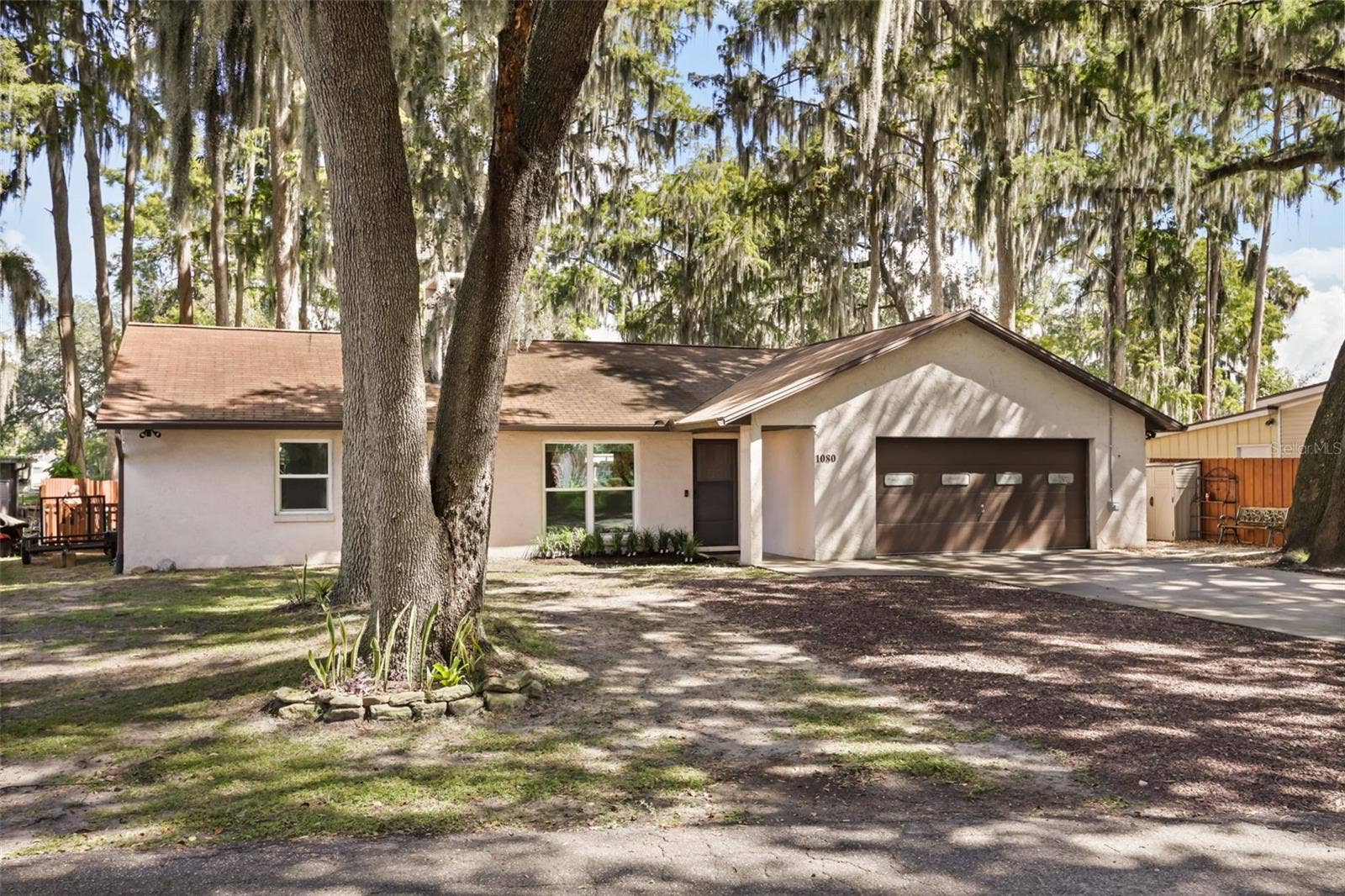 1080 FOREST DRIVE, Tavares, FL 32778 1080 FOREST DRIVE, Tavares, FL 32778
