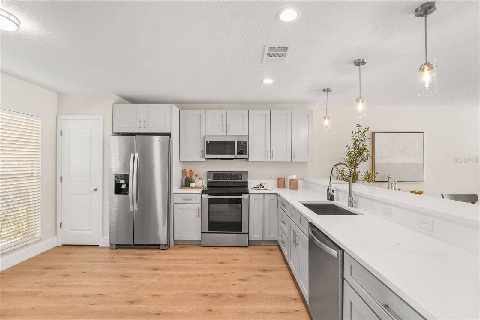 917 BERESFORD WAY, Lake Mary, FL 32746 917 BERESFORD WAY, Lake Mary, FL 32746
