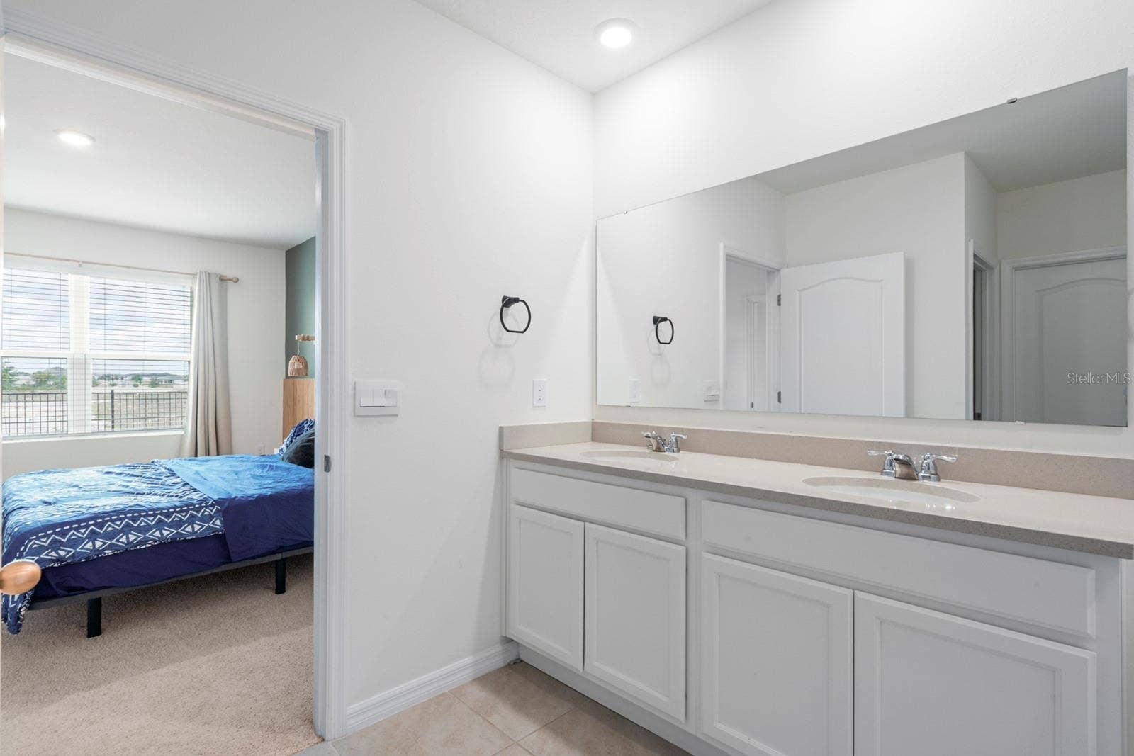 933 AMBLESIDE DRIVE, Haines City, FL 33844 Primary Bathroom - double sink