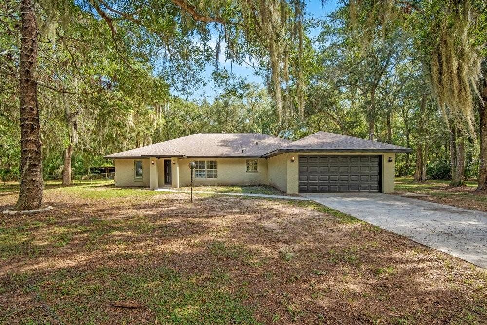 211 S GAINES STREET, Oak Hill, FL 32759