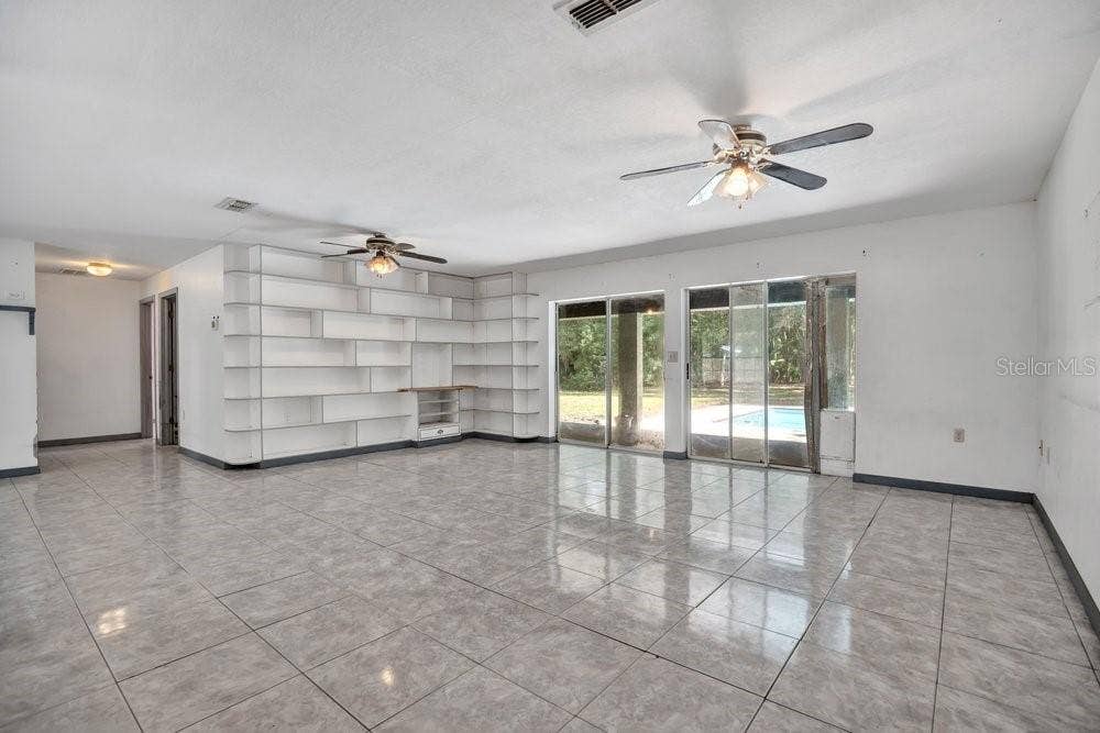 211 S GAINES STREET, Oak Hill, FL 32759