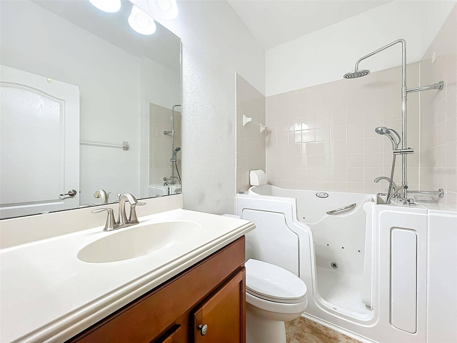 4052 SERENA LANE, Clermont, FL 34711