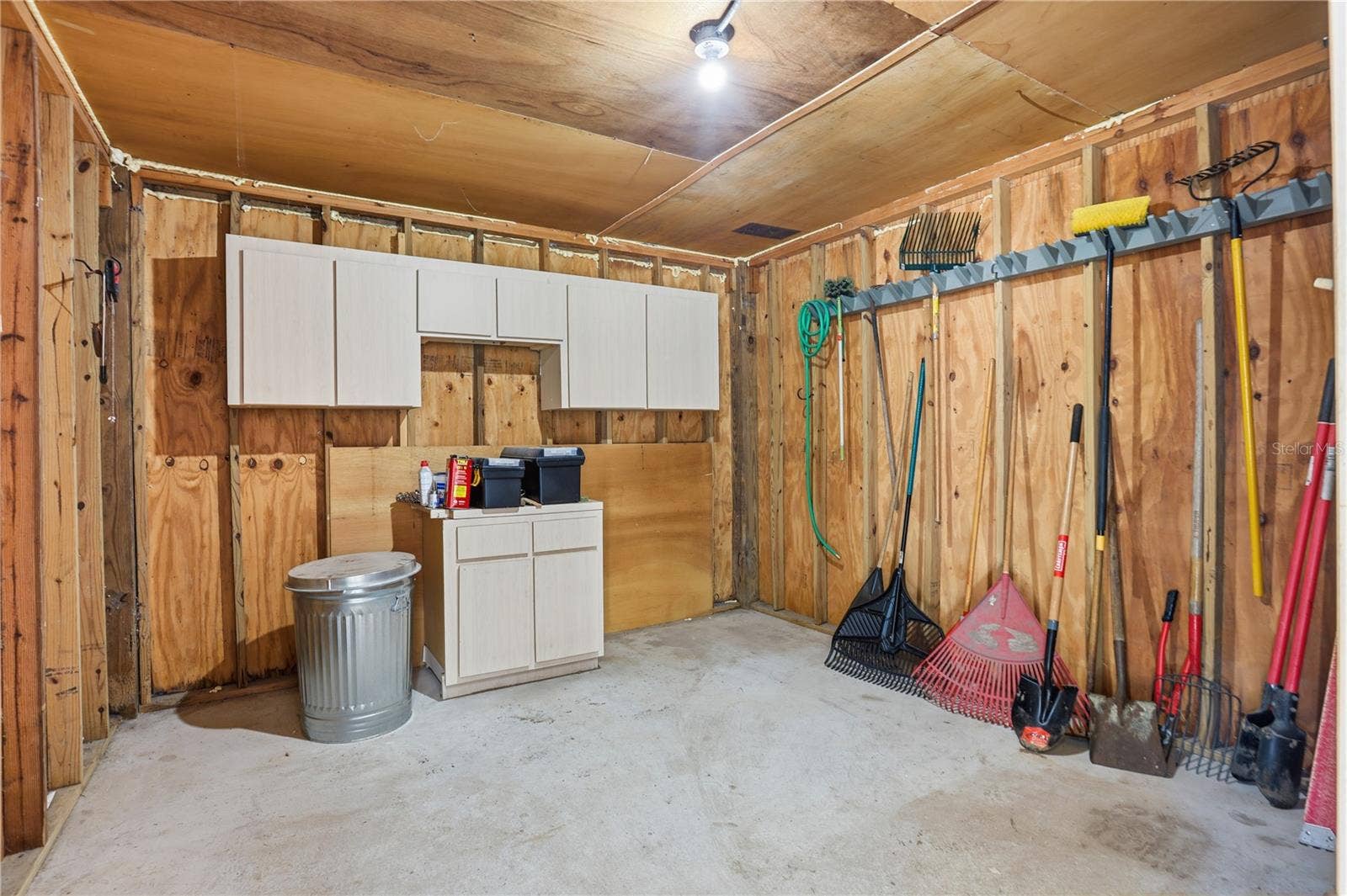 13028 S OAKVIEW AVENUE, Floral City, FL 34436 13028 S OAKVIEW AVENUE, Floral City, FL 34436