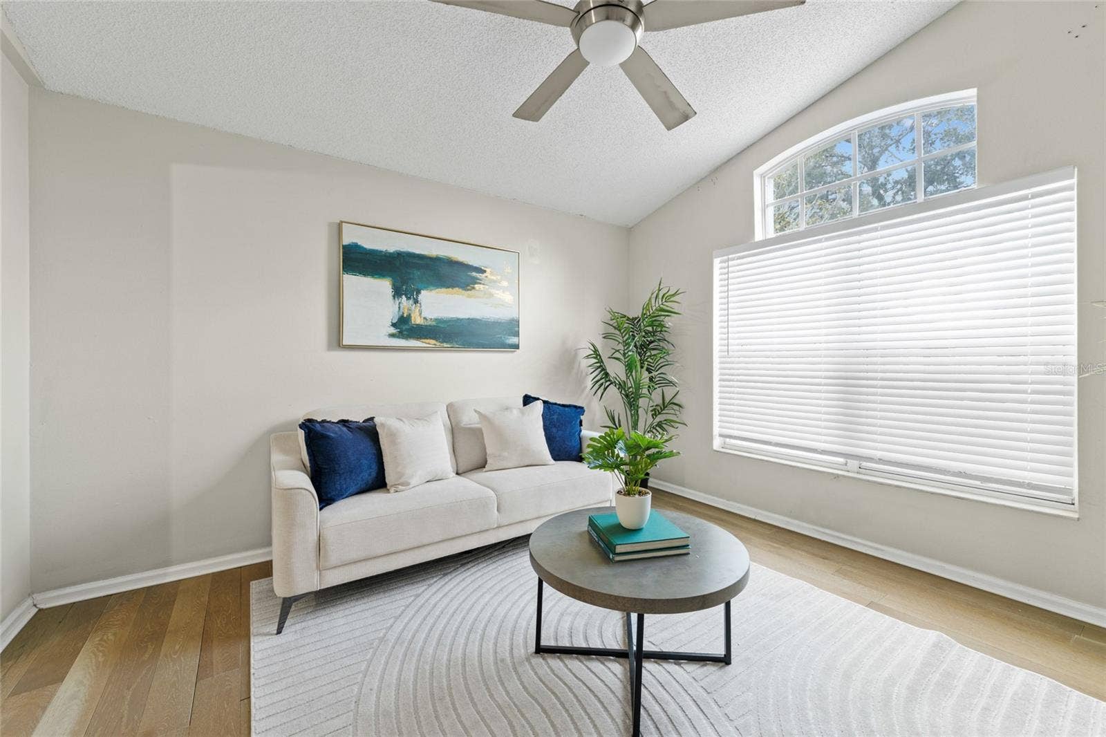 100 KELLY CIRCLE, Sanford, FL 32773 100 KELLY CIRCLE, Sanford, FL 32773
