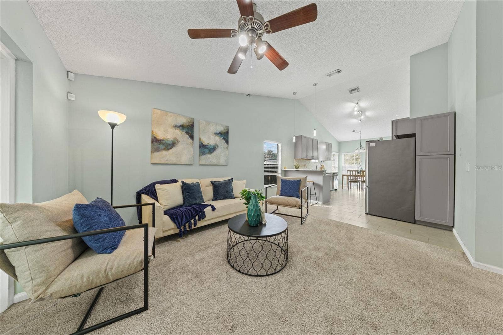 100 KELLY CIRCLE, Sanford, FL 32773 100 KELLY CIRCLE, Sanford, FL 32773
