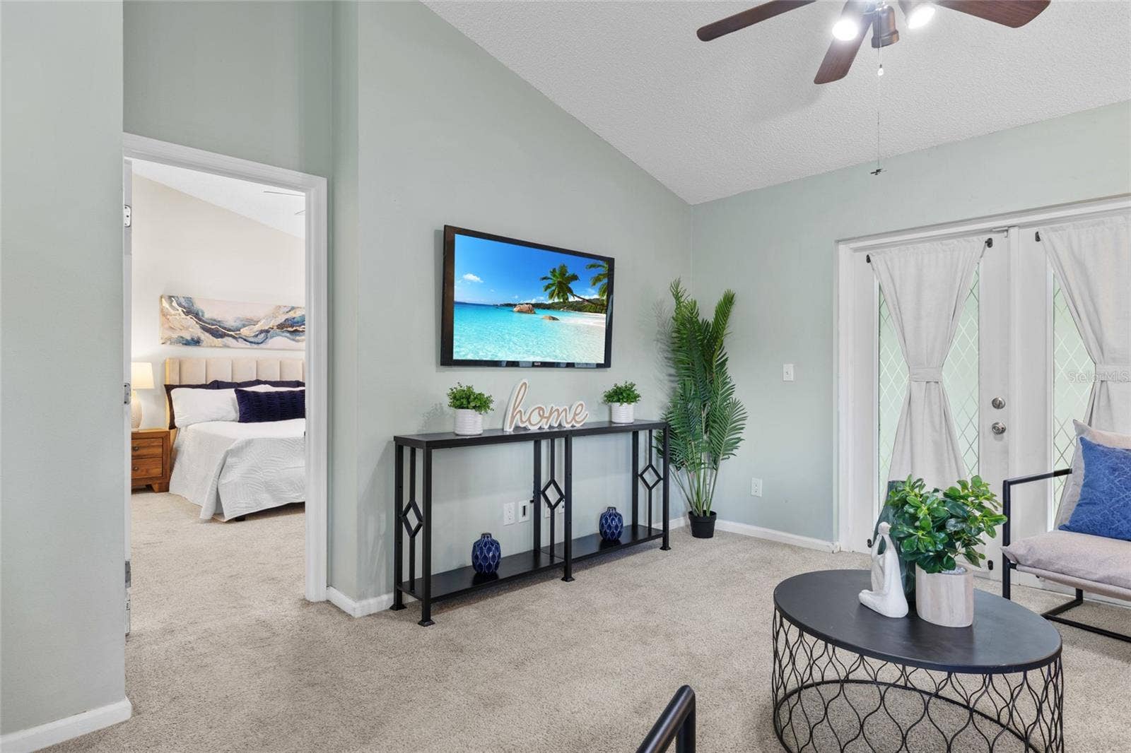 100 KELLY CIRCLE, Sanford, FL 32773 100 KELLY CIRCLE, Sanford, FL 32773