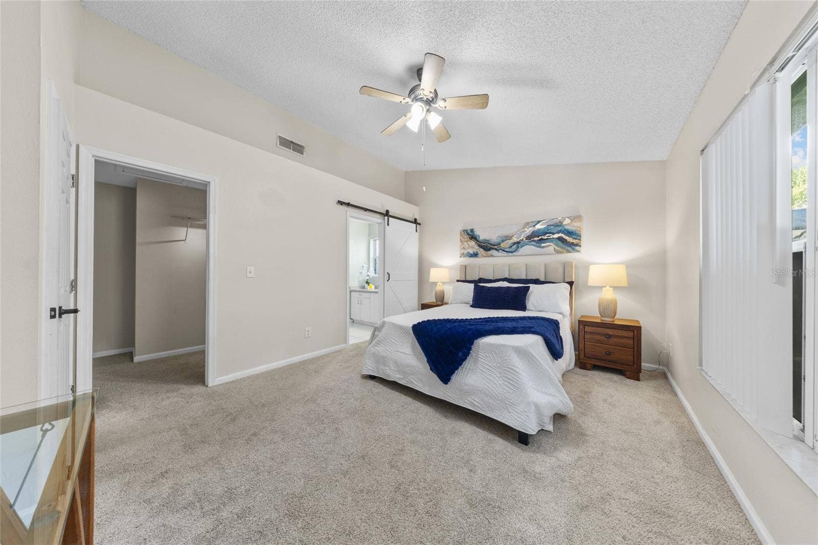 100 KELLY CIRCLE, Sanford, FL 32773 100 KELLY CIRCLE, Sanford, FL 32773