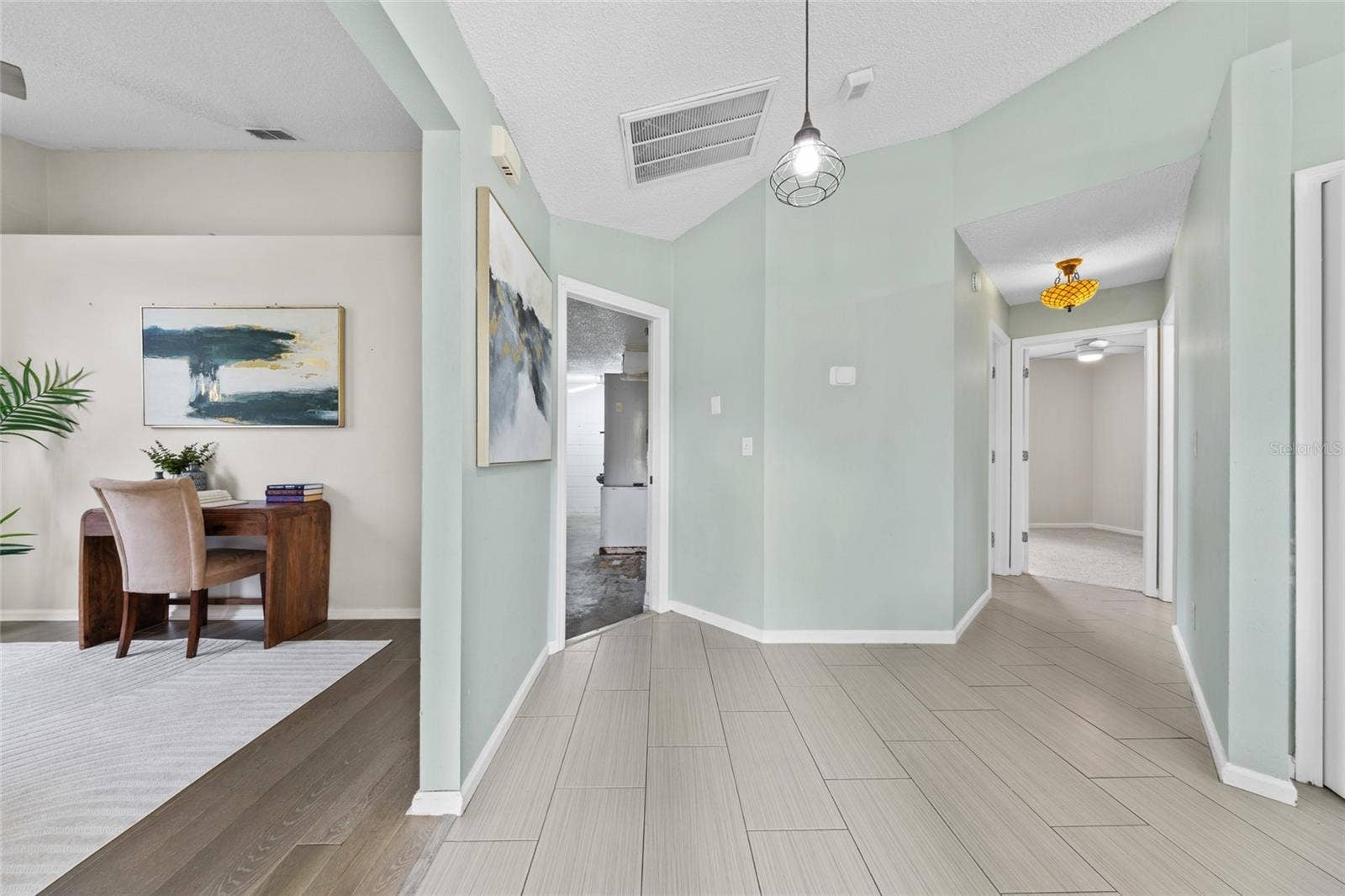 100 KELLY CIRCLE, Sanford, FL 32773 100 KELLY CIRCLE, Sanford, FL 32773
