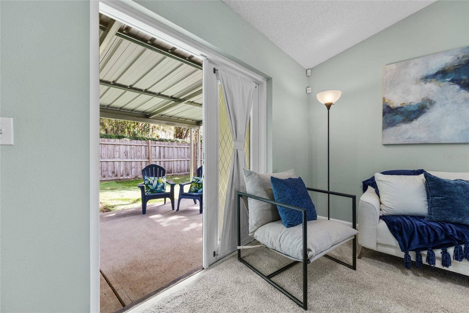 100 KELLY CIRCLE, Sanford, FL 32773 100 KELLY CIRCLE, Sanford, FL 32773