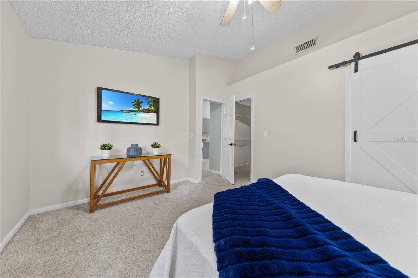 100 KELLY CIRCLE, Sanford, FL 32773 100 KELLY CIRCLE, Sanford, FL 32773